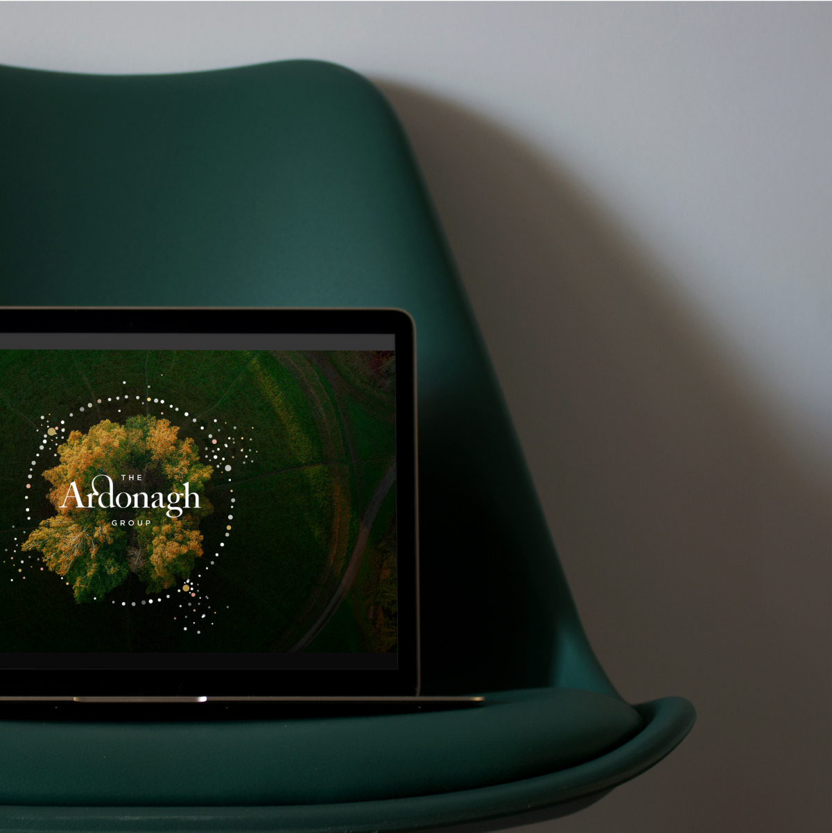 7 Sustainabilty Report Laptop